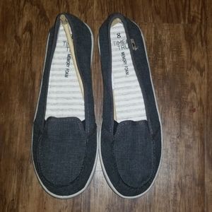 NWOT slip on canvas deck shoes